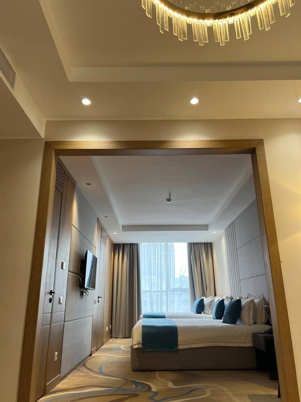 Sofia International Hotel Bishkek Bagian luar foto