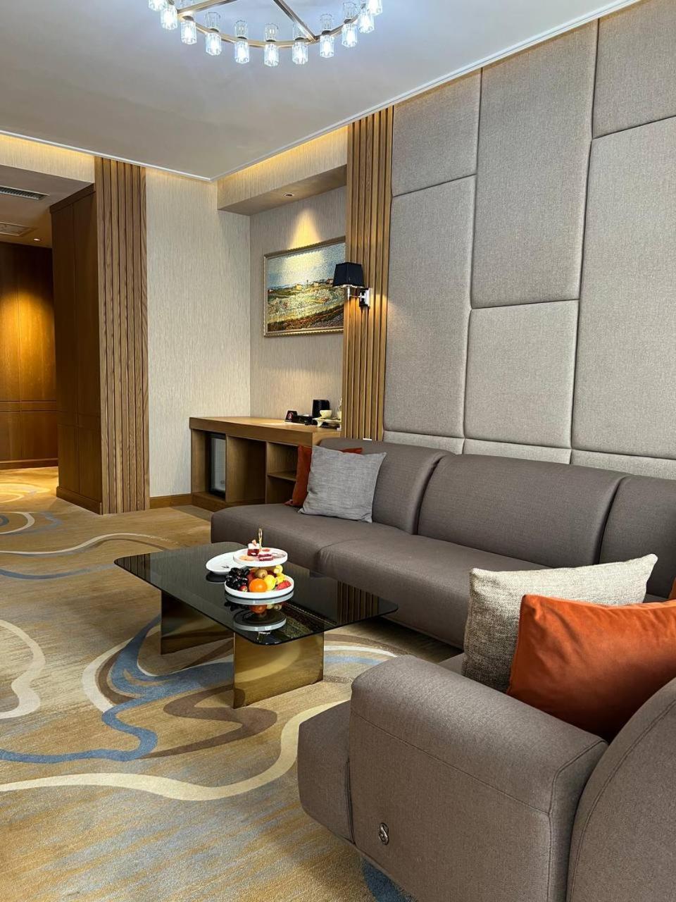 Sofia International Hotel Bishkek Bagian luar foto