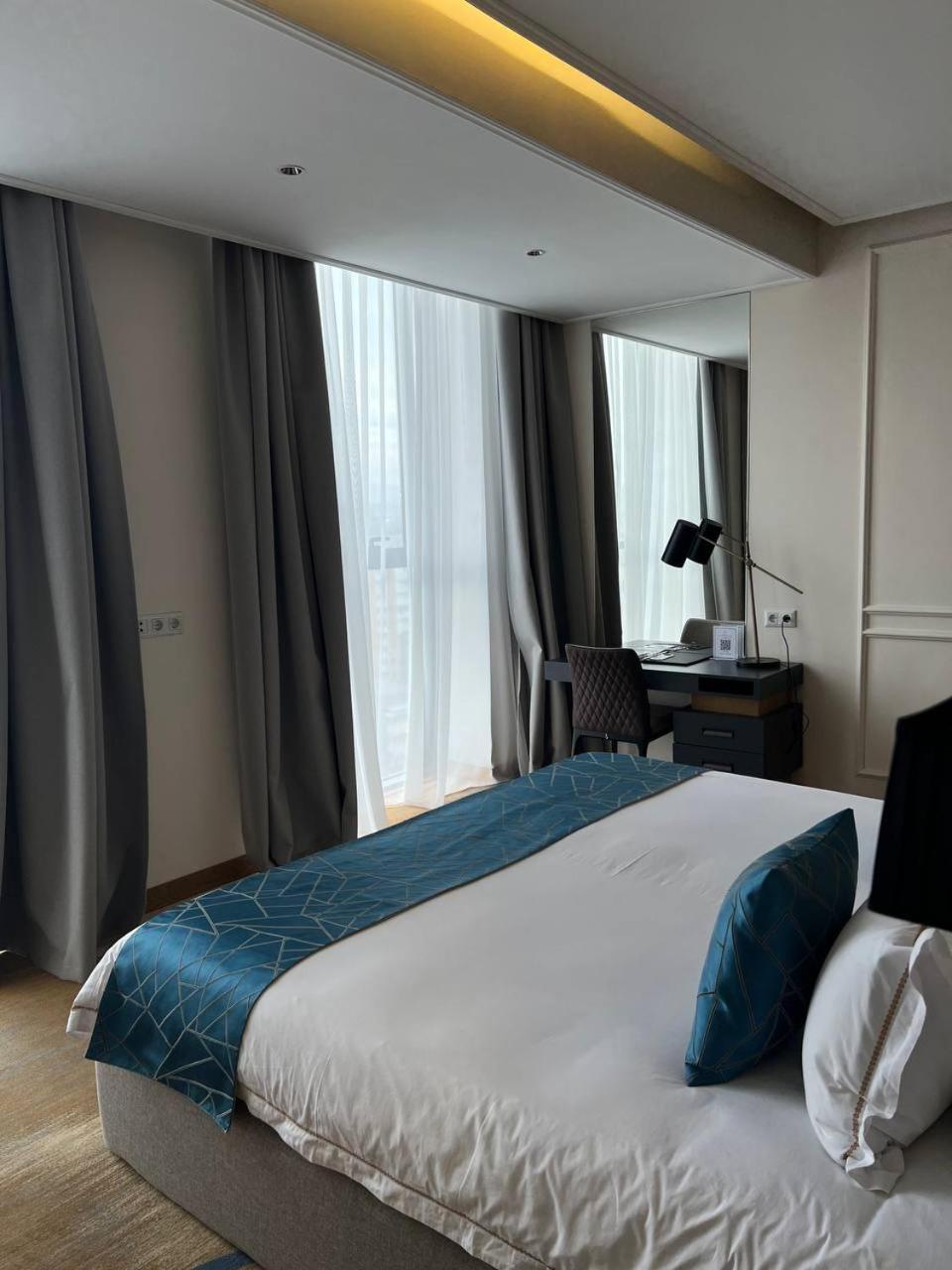 Sofia International Hotel Bishkek Bagian luar foto